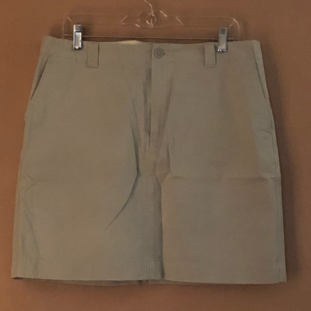 GAP Clean Cut Skirt